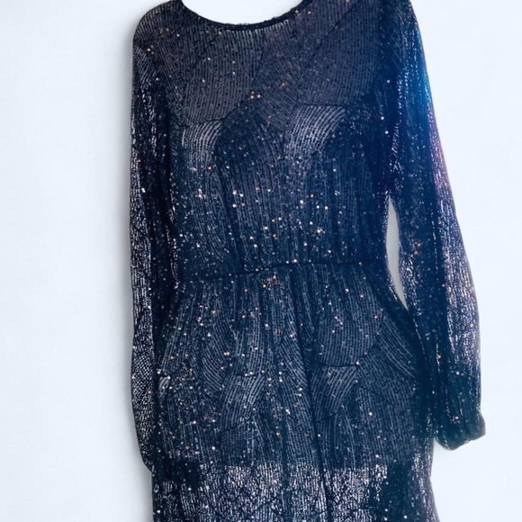 Elegant Black Sequin Dress with long sleeves Forever 21 S NWT - Picture 1 of 5